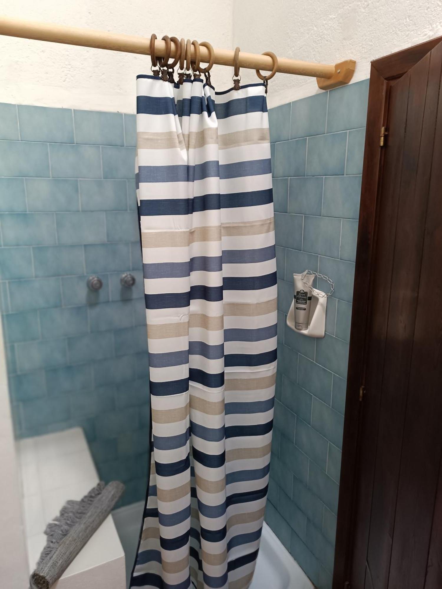 גוביו Pilgrim Rooms חדר תמונה
